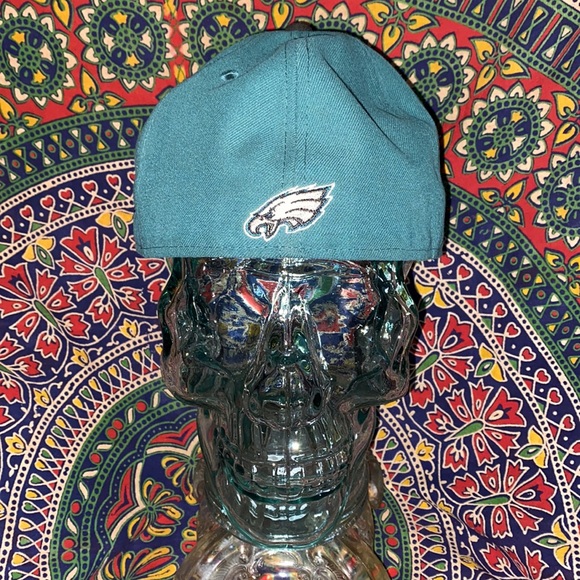 Classic New Era Philadelphia Eagles fitted hat. 7 1/8. - Picture 9 of 13
